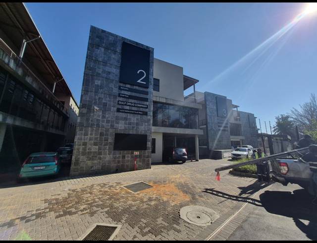 232M² OFFICE TO LET IN WAVERLEY
